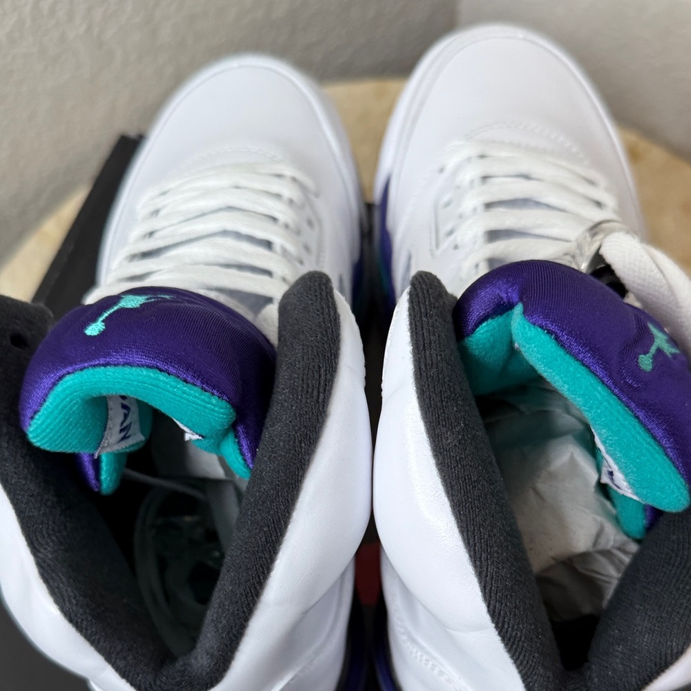 Air Jordan 5 retro OG White and Purple High-Top Sneakers size 7 - Picture 11 of 16